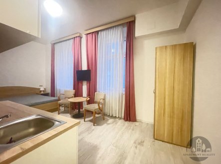 Pronájem bytu, 1+kk, 26 m²