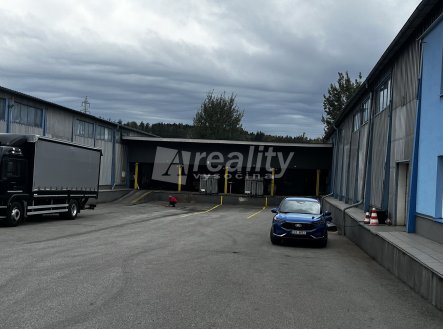 Pronájem komerčního objektu, sklad, 500 m²