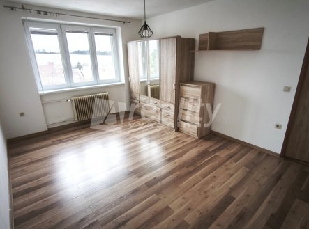 Pronájem bytu, 2+1, 55 m²
