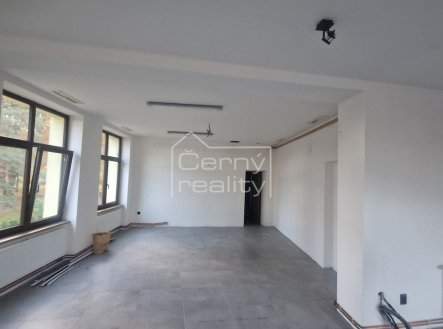 Pronájem obchodní prostory, 120 m²