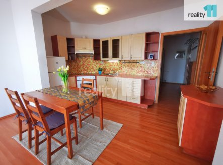 Pronájem bytu, 1+kk, 40 m²