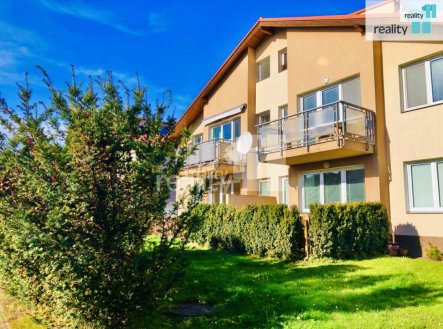Pronájem bytu, 3+kk, 82 m²