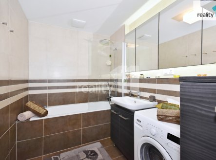 Pronájem bytu, 3+kk, 86 m²