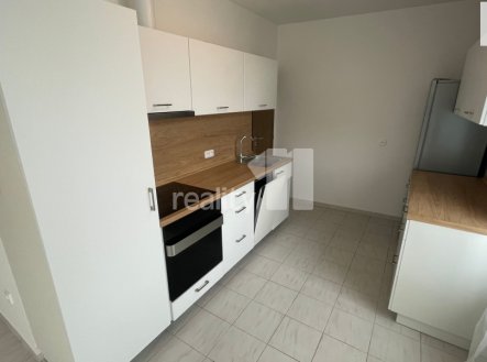 Pronájem bytu, 3+1, 75 m²