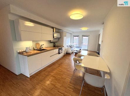 Pronájem bytu, 2+kk, 66 m²