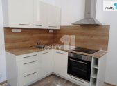 Pronájem bytu, 1+kk, 32 m²