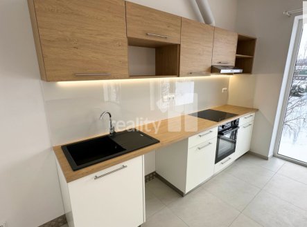 Pronájem bytu, 2+kk, 61 m²