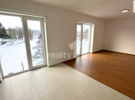 Pronájem bytu, 2+kk, 61 m²