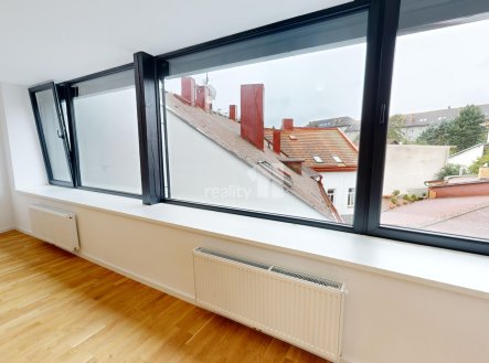 Pronájem bytu, 2+kk, 151 m²