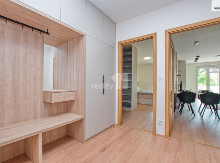 Prodej bytu, 2+kk, 60 m²