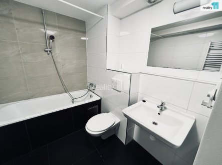 Pronájem bytu, 3+kk, 75 m²