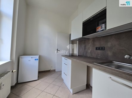 Pronájem kanceláře, 75 m²