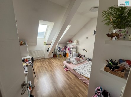 Pronájem bytu, 3+kk, 65 m²