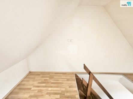 Pronájem bytu, 3+kk, 75 m²