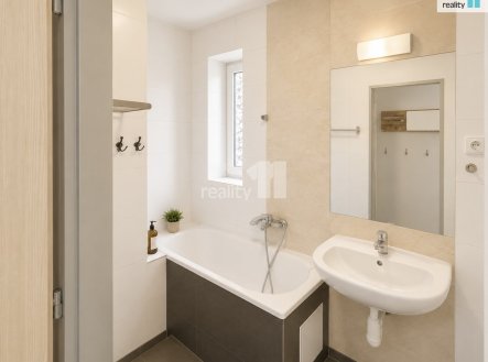 Pronájem bytu, 2+kk, 64 m²
