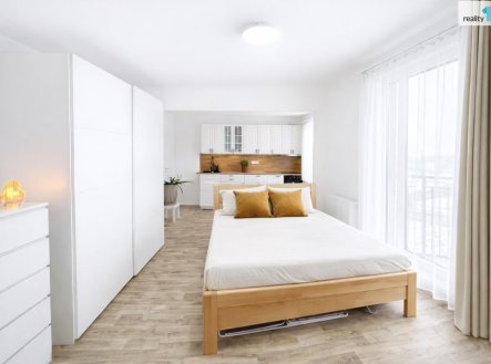 Pronájem bytu, 1+kk, 38 m²