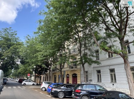 Pronájem bytu, 3+kk, 83 m²