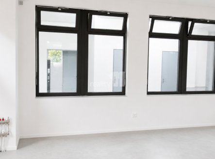 Pronájem obchodní prostory, 40 m²