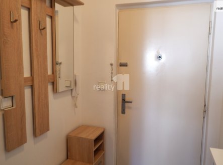 Pronájem bytu, 1+kk, 27 m²