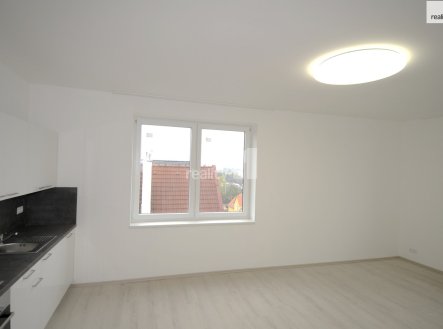 Pronájem bytu, 2+kk, 50 m²