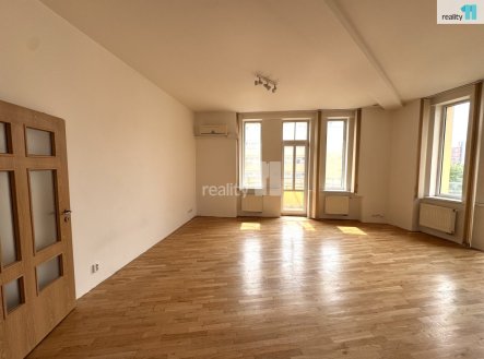 Pronájem bytu, 2+kk, 86 m²
