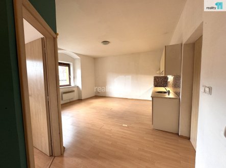 Pronájem bytu, 2+kk, 37 m²