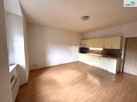 Pronájem bytu, 2+kk, 37 m²