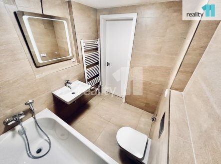 Pronájem bytu, 1+kk, 41 m²