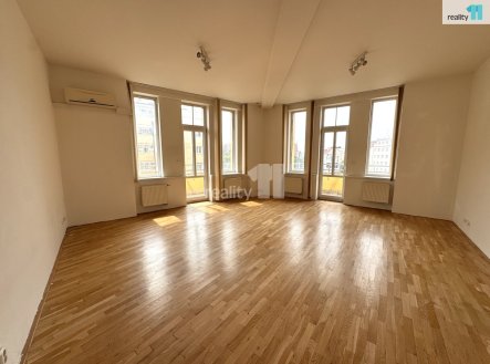 Pronájem bytu, 2+kk, 86 m²