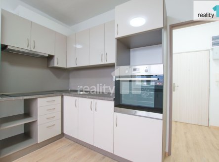 Pronájem bytu, 1+1, 34 m²