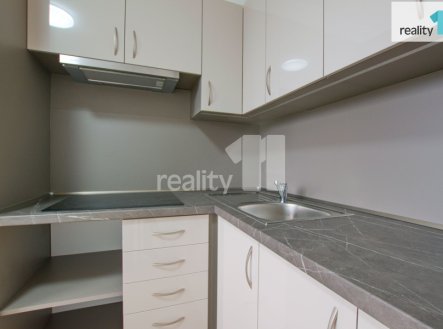 Pronájem bytu, 1+1, 34 m²