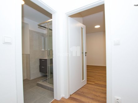 Pronájem bytu, 1+kk, 25 m²