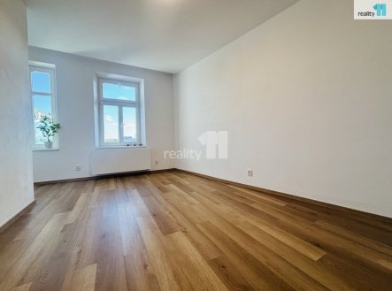 Pronájem bytu, 1+1, 37 m²