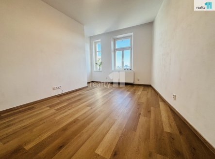 Pronájem bytu, 1+1, 37 m²