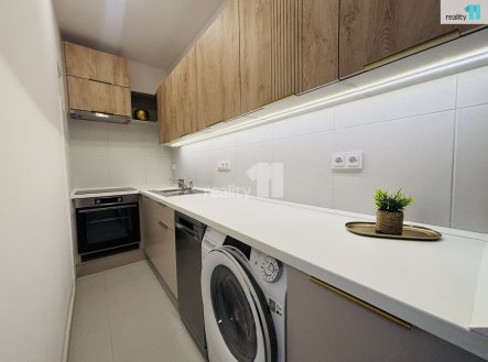 Pronájem bytu, 1+1, 37 m²