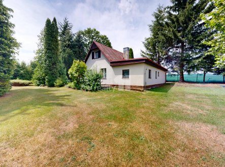 Prodej chaty/rekreačního objektu, 1 439 m²