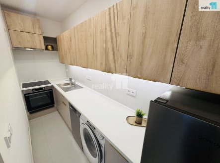 Pronájem bytu, 1+1, 37 m²