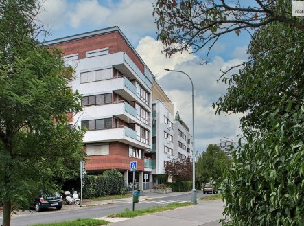 Prodej bytu, 1+kk, 48 m²