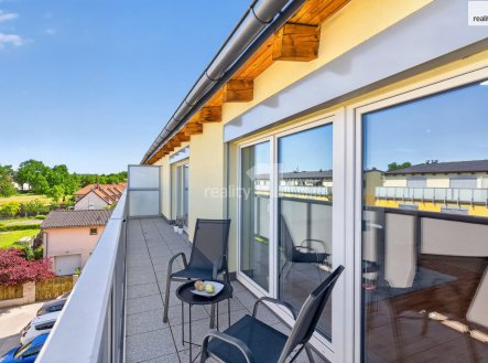Pronájem bytu, 2+kk, 58 m²