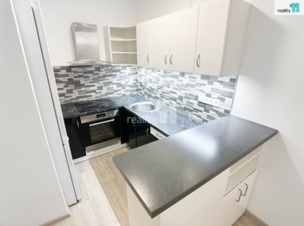 Pronájem bytu, 2+kk, 38 m²