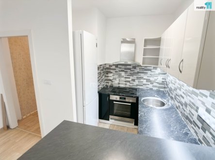Pronájem bytu, 2+kk, 38 m²