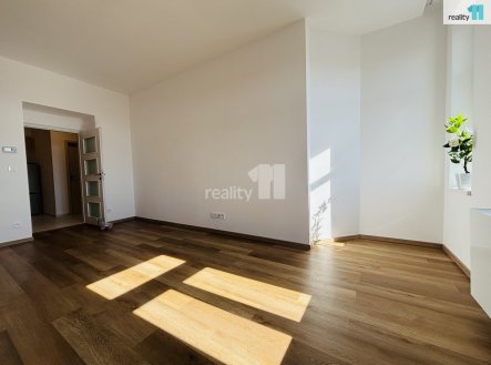 Pronájem bytu, 1+1, 37 m²