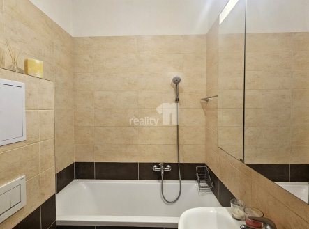 Pronájem bytu, 1+kk, 30 m²