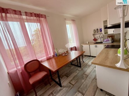 Pronájem bytu, 2+1, 60 m²