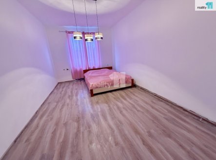 Pronájem bytu, 2+1, 60 m²