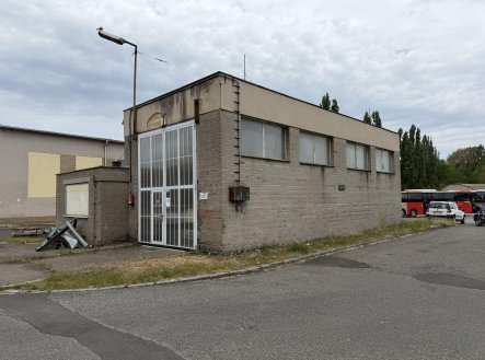Pronájem skladu, 69 m²