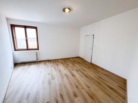 Pronájem bytu, 2+1, 102 m²
