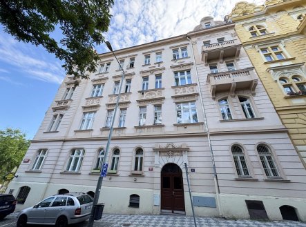 Pronájem bytu, 1+kk, 28 m² obrázek