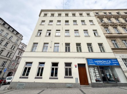 Pronájem bytu, 2+1, 87 m²