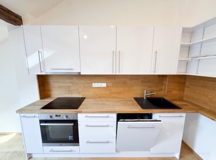 Pronájem bytu, 2+1, 87 m²